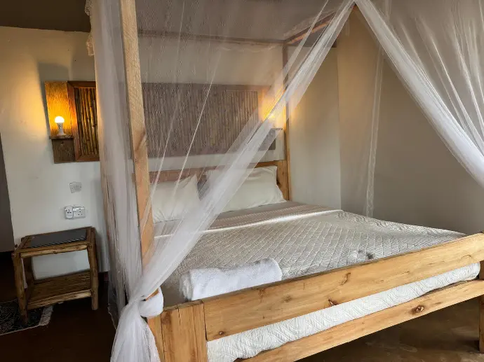 budget friendly accommodation kibale forest